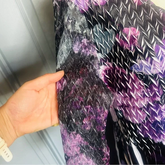 NEW Komarov V-Neck 3/4 Bell Sleeve Floral Print Mixed Media Aline Midi Dress - Picture 6 of 14